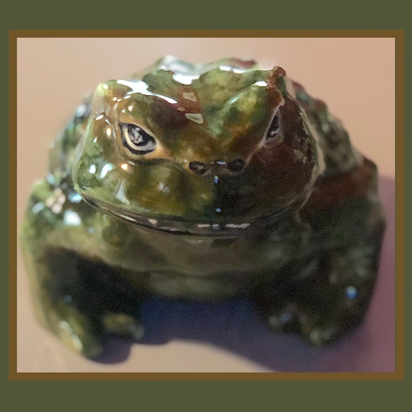 Vintage Collector Hand Painted Glazed Ceramic Toad - Picture 2 of 6